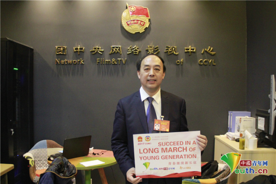 两会进行时:代表委员献策破解思政课尴尬迷局