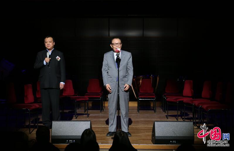 瑞典上演中瑞中小学艺术交流演出 蓝厅溢满中国红