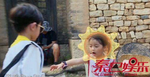 小手牵小狗第2期点击破亿 阿拉蕾被赞聪明叶梓凌被批没教养