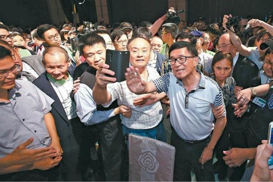 陈水扁此前出席勾当被讽如“巨星”。(来源:台媒资料图)