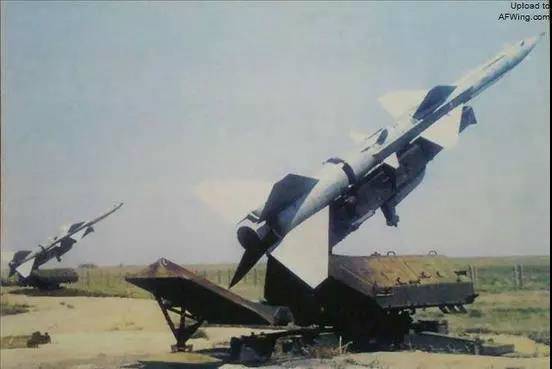 S-75(SA-2)防空导弹,1954年研制,1957年发布
