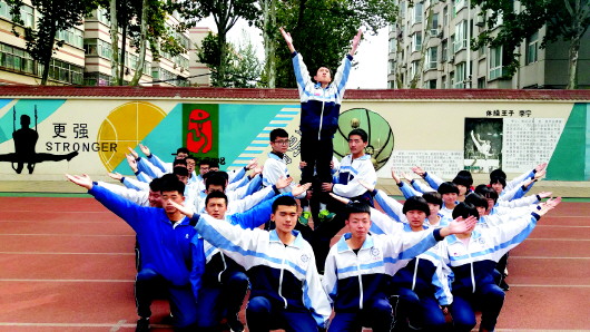 为中职生的都丽转身搭建宽阔平台