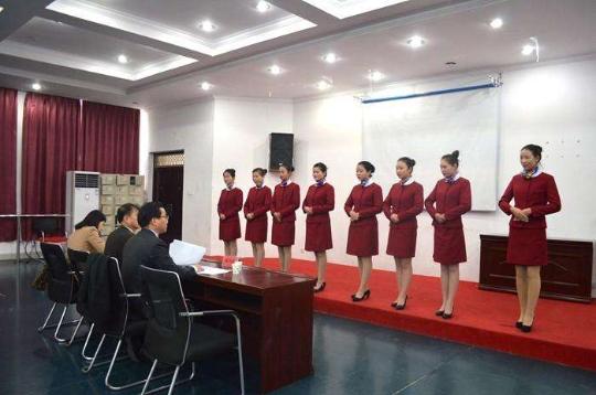 开封都市轨道交通运营打点学院好欠好_乘务专业-郑州电子信息职业技术学院