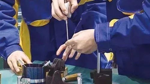 没考上好高中就不能上本科？马鞍山这所学校一样圆您大学梦！