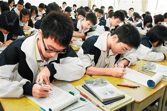 没考上好高中就不能上本科？马鞍山这所学校一样圆您大学梦！