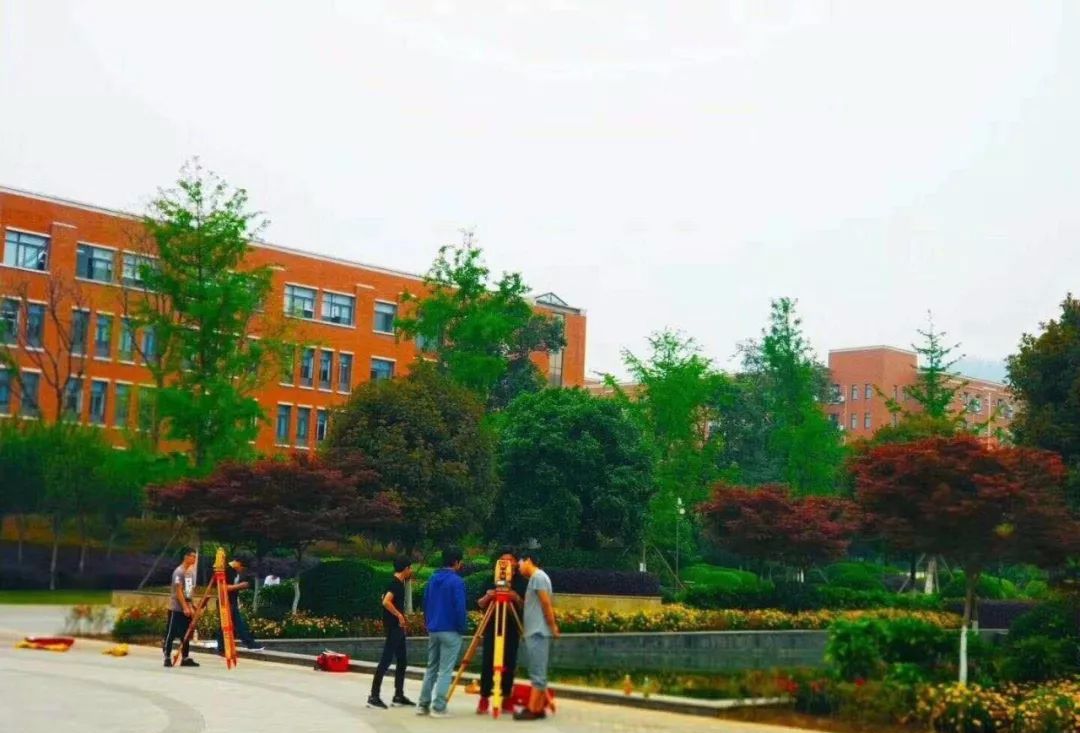 高考落榜怎么办?这所学校助你变身空姐、动妹!报名从速